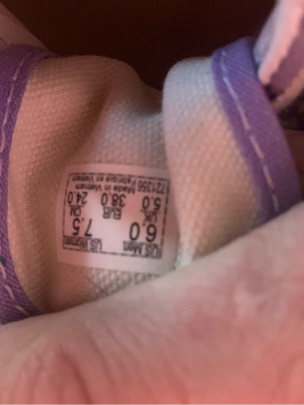 Vans Unisex Checkerboard ‘Violet Tulip’ Authentic Canvas Sneakers - Picture 13 of 14